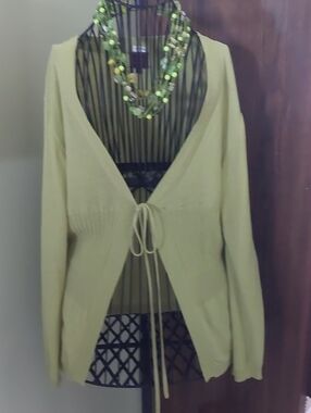 COLUR WORKS, SIze M, Light Green Tie-Front Women's Knit Cardigan